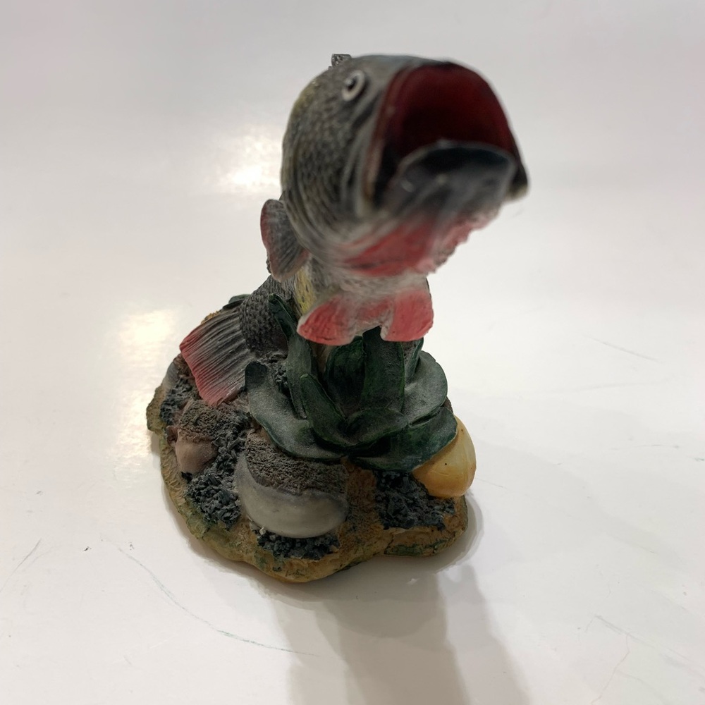Fish Statue - Picture 4 of 10